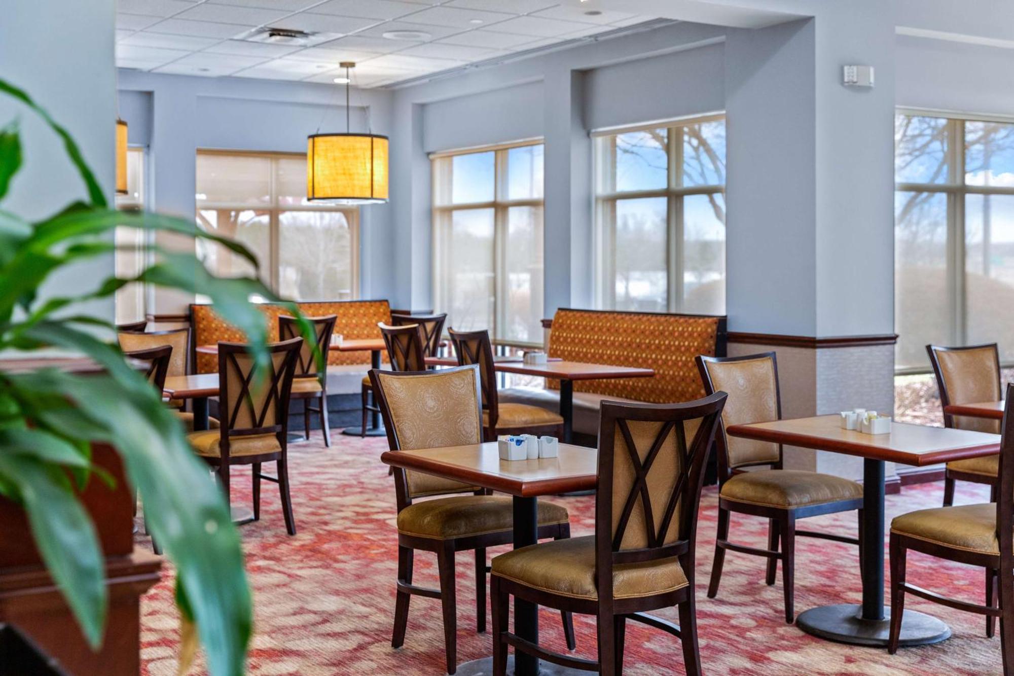 Hilton Garden Inn Starkville Exteriér fotografie